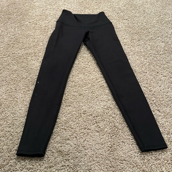 ALO Yoga High Waisted Leggings Size XS - Picture 3 of 8